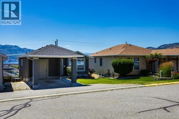 2440 OLD OKANAGAN HIGHWAY UNIT 1114 — photo 2