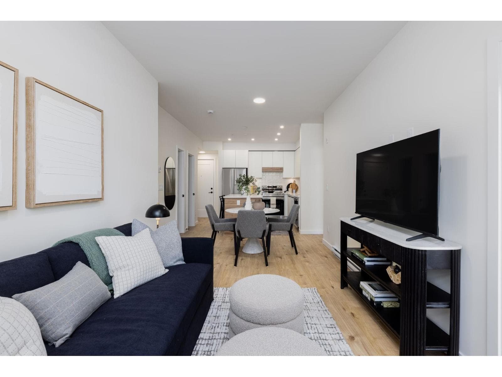 204 33920 BEST AVENUE — photo 3