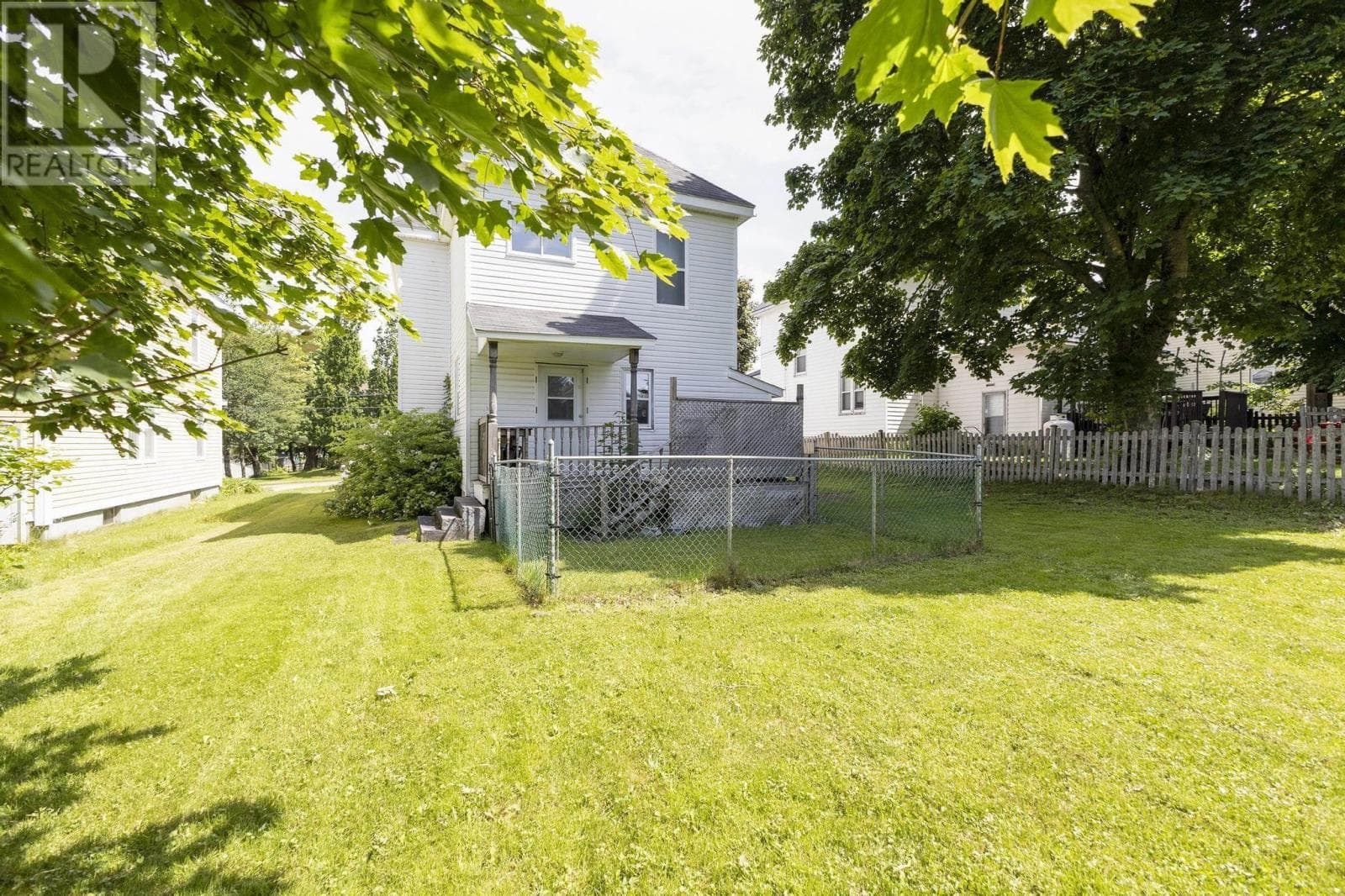 25 JUBILEE AVENUE — photo 5