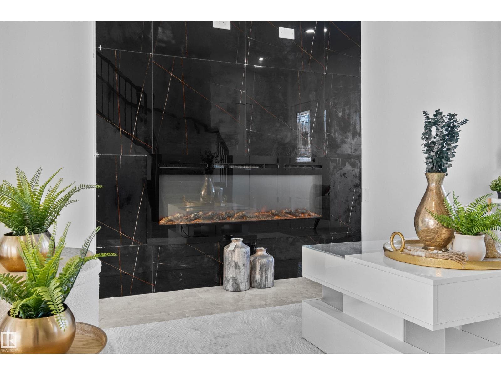 330 ROBERTS WD — photo 5