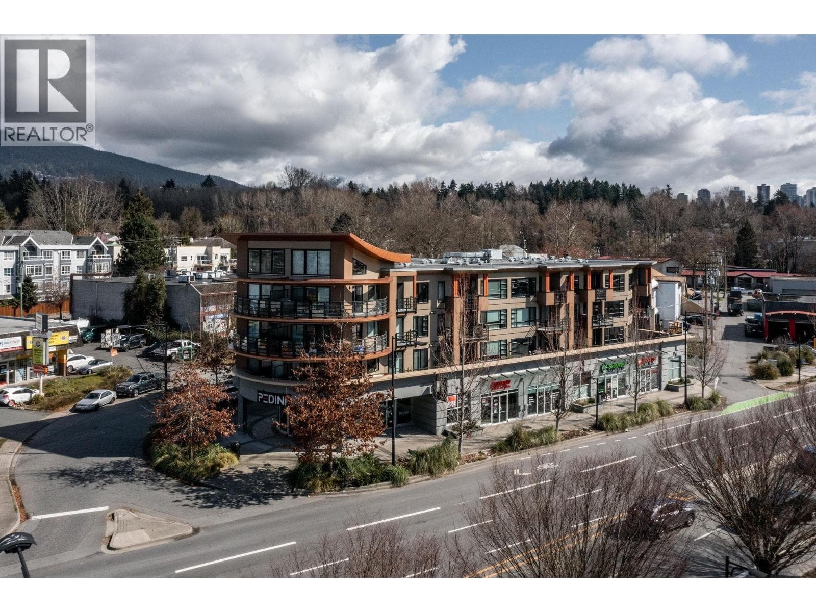 309 857 W 15TH STREET, Greater Vancouver — photo 3