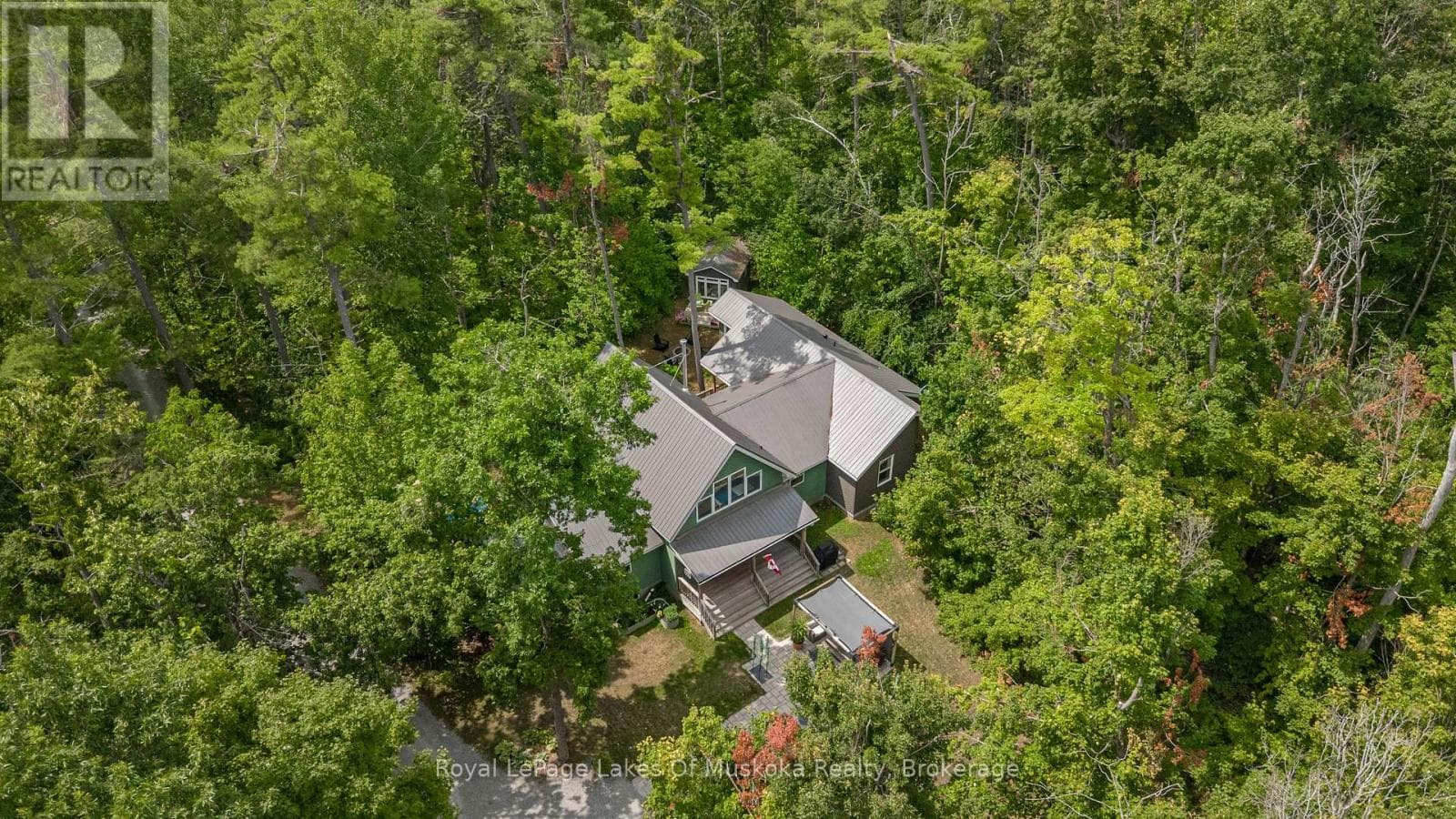 30 FOREST ROAD in Fenelon
