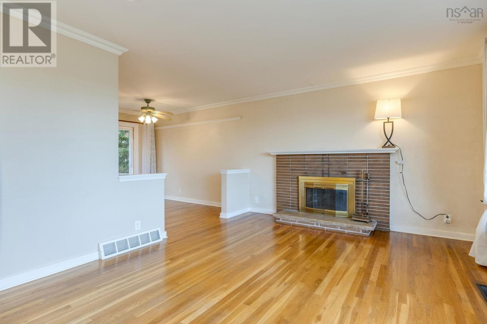 34 HAZELHOLME DRIVE — photo 4