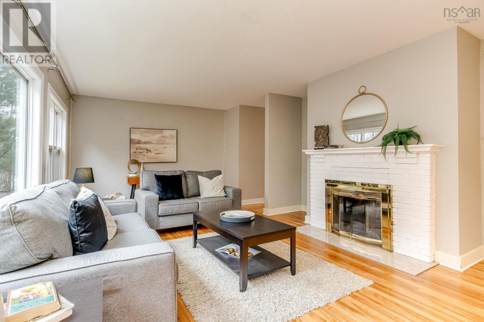 37 SHERBROOKE DRIVE — photo 4