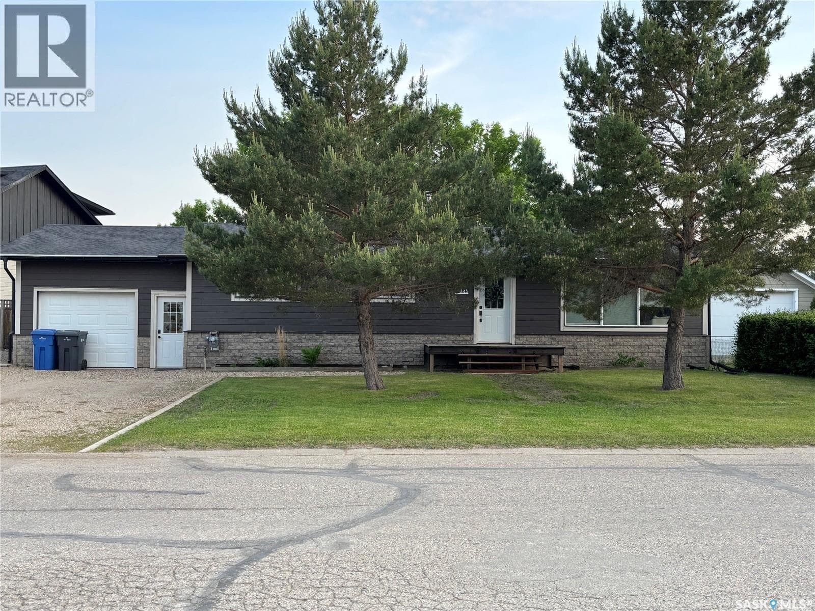845 PROSPECT AVENUE in 