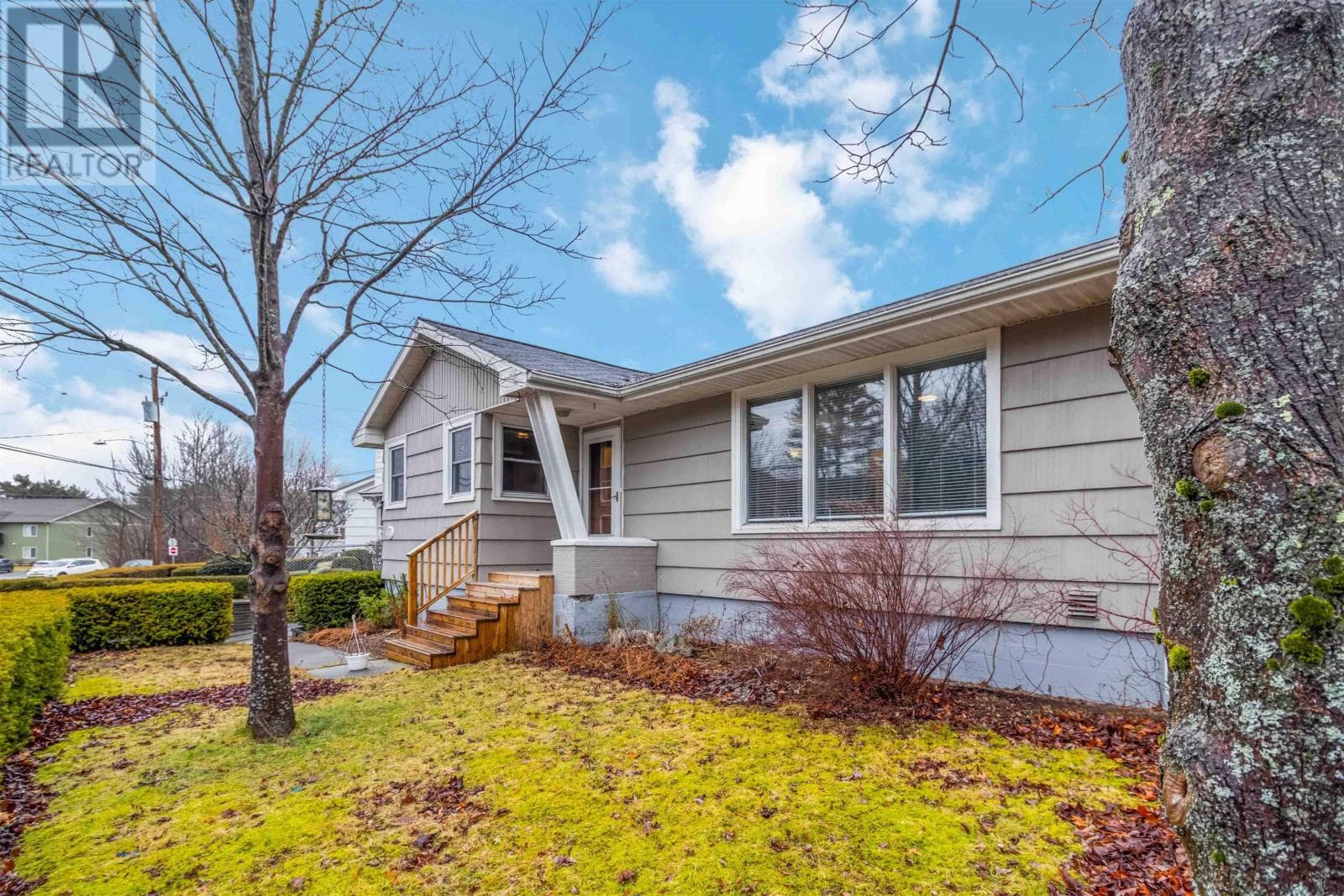 83 VICTORIA ROAD — photo 4