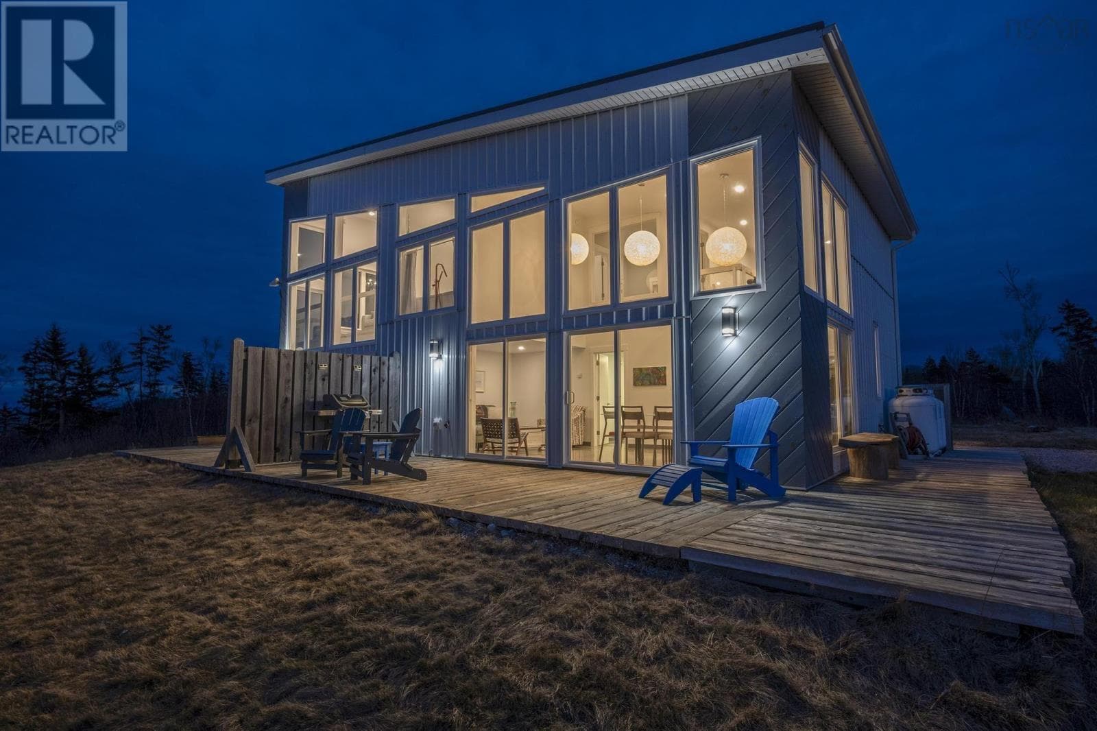 8385 RUSSIA ROAD — photo 4