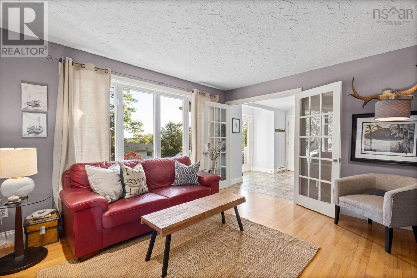 15 MERRILL DRIVE — photo 4