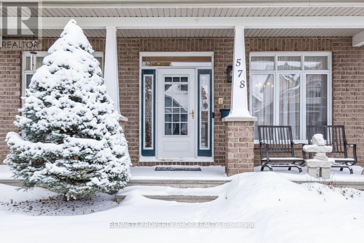 578 DEVONWOOD CIRCLE — photo 2