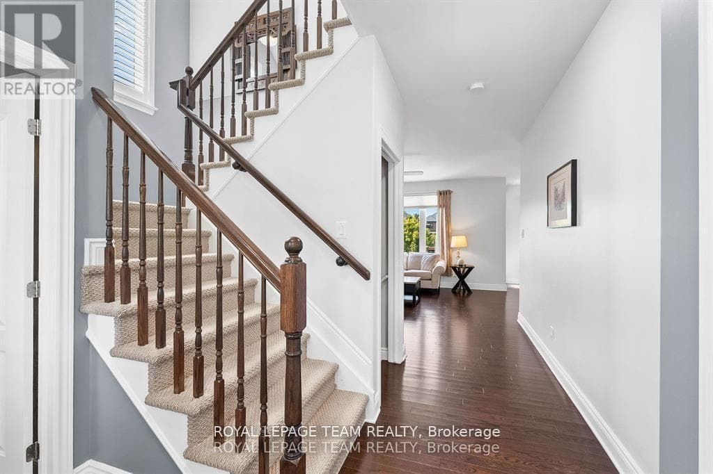 221 SANTIAGO STREET, Ottawa — photo 3