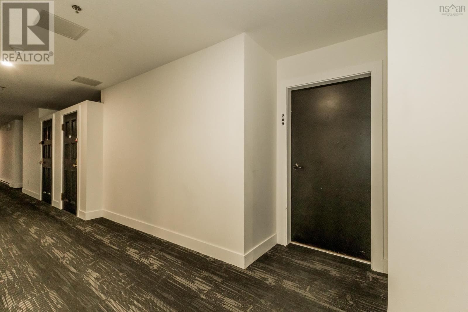 209 151 RITCHIE STREET — photo 3