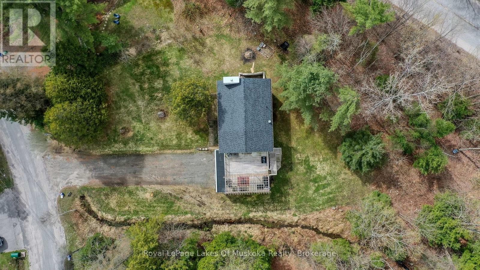 256 WOODLAND DRIVE, OnePoint — photo 2