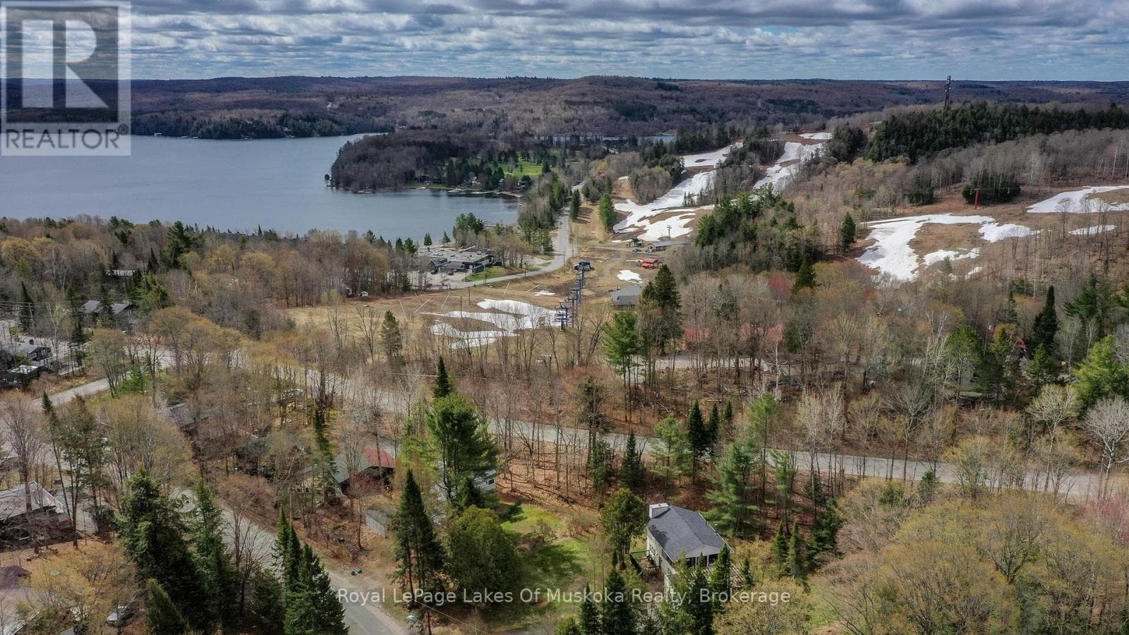 256 WOODLAND DRIVE, OnePoint — photo 3