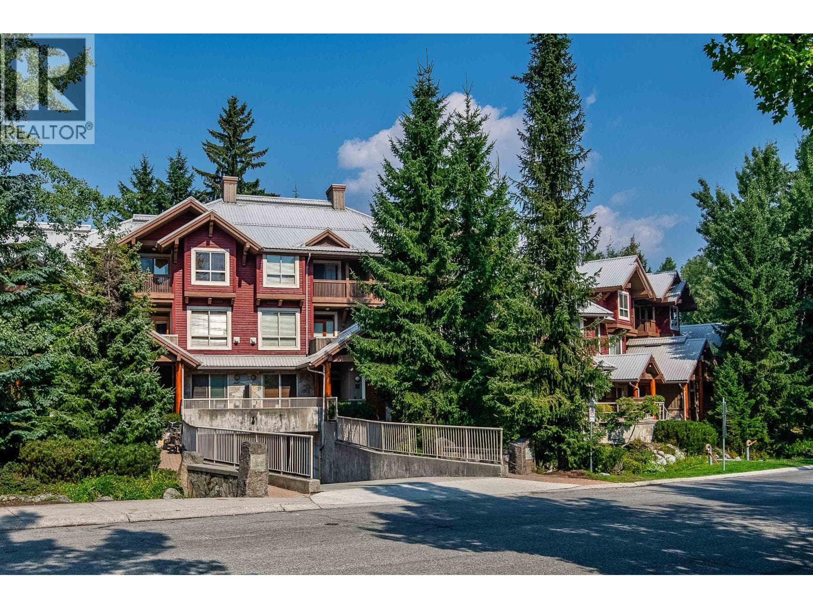 24 4385 NORTHLANDS BOULEVARD in