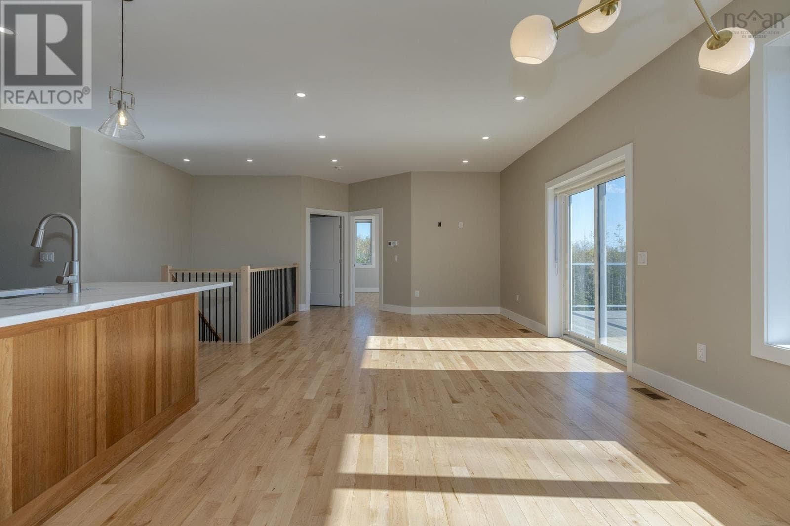 61 Highland Drive — photo 5