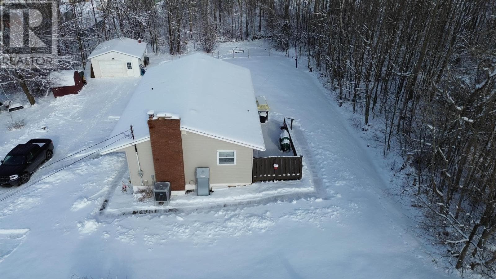 111 GRANDVIEW AVENUE — photo 3