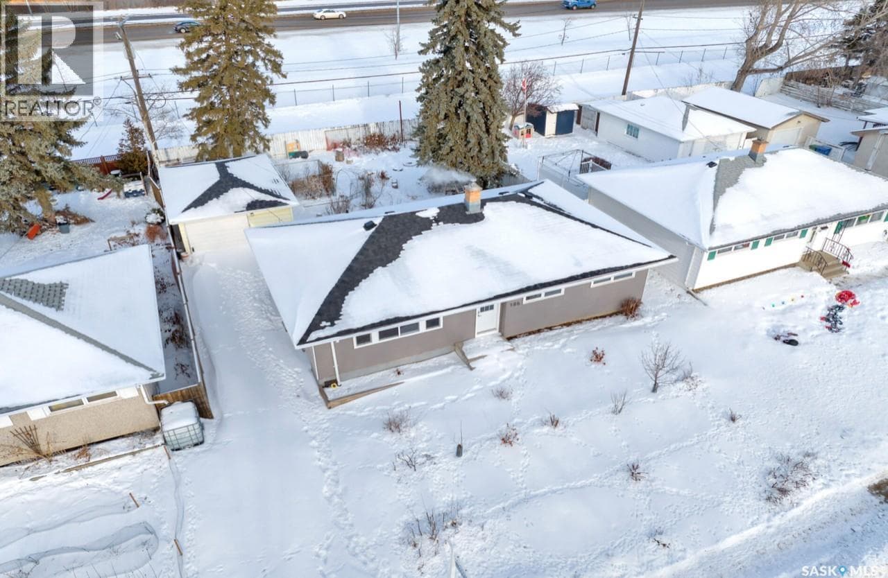 186 COLDWELL ROAD in Regent Park