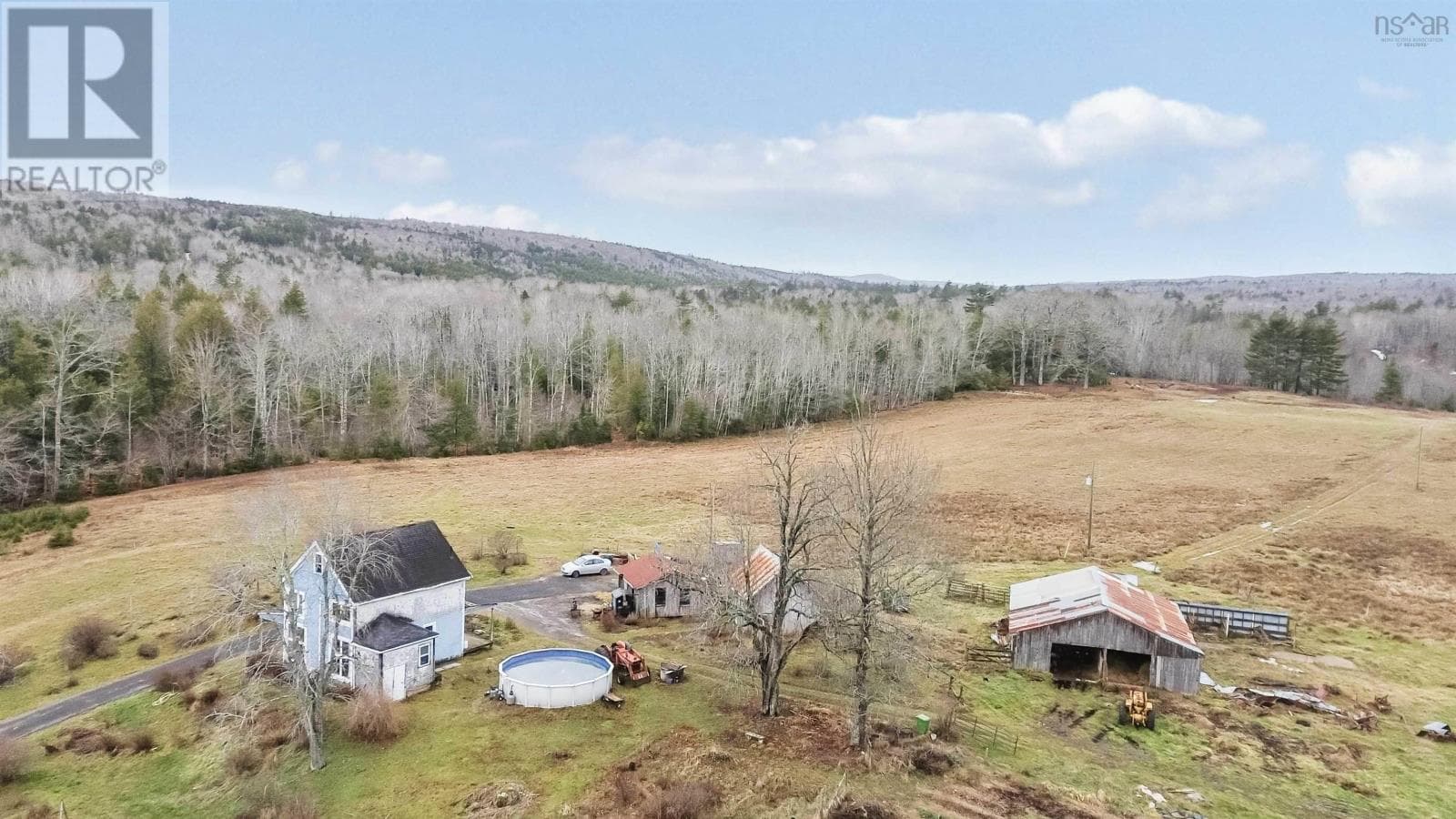 227 LANDRY LANE — photo 3