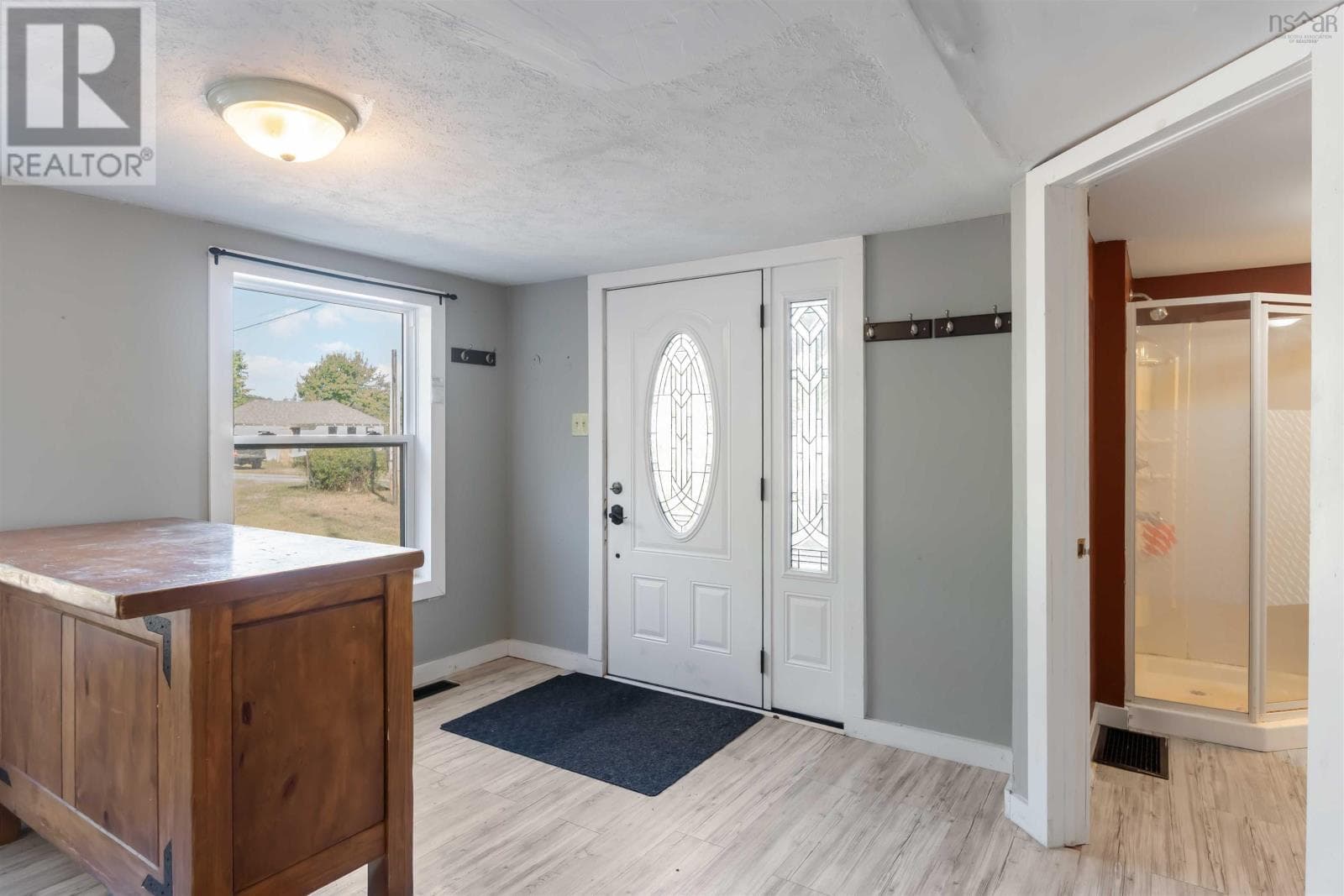 736 CAMBRIDGE ROAD — photo 4