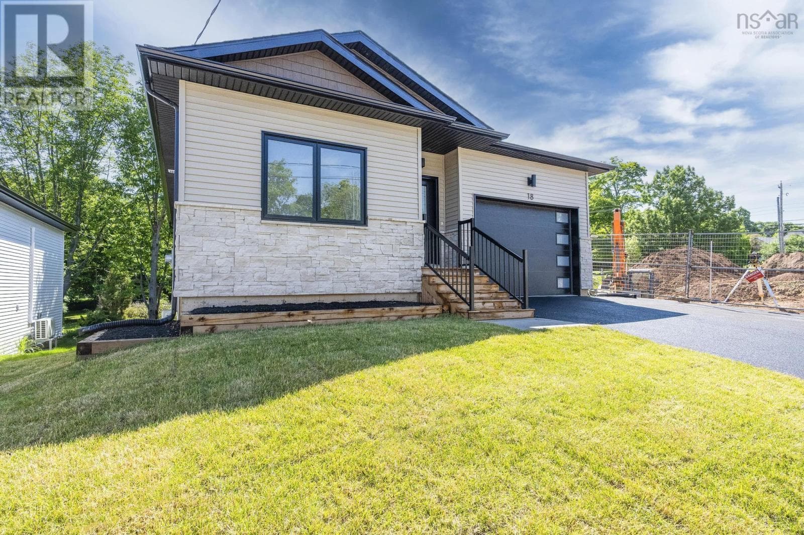 18 WHIDDEN AVENUE, NSAR — photo 3