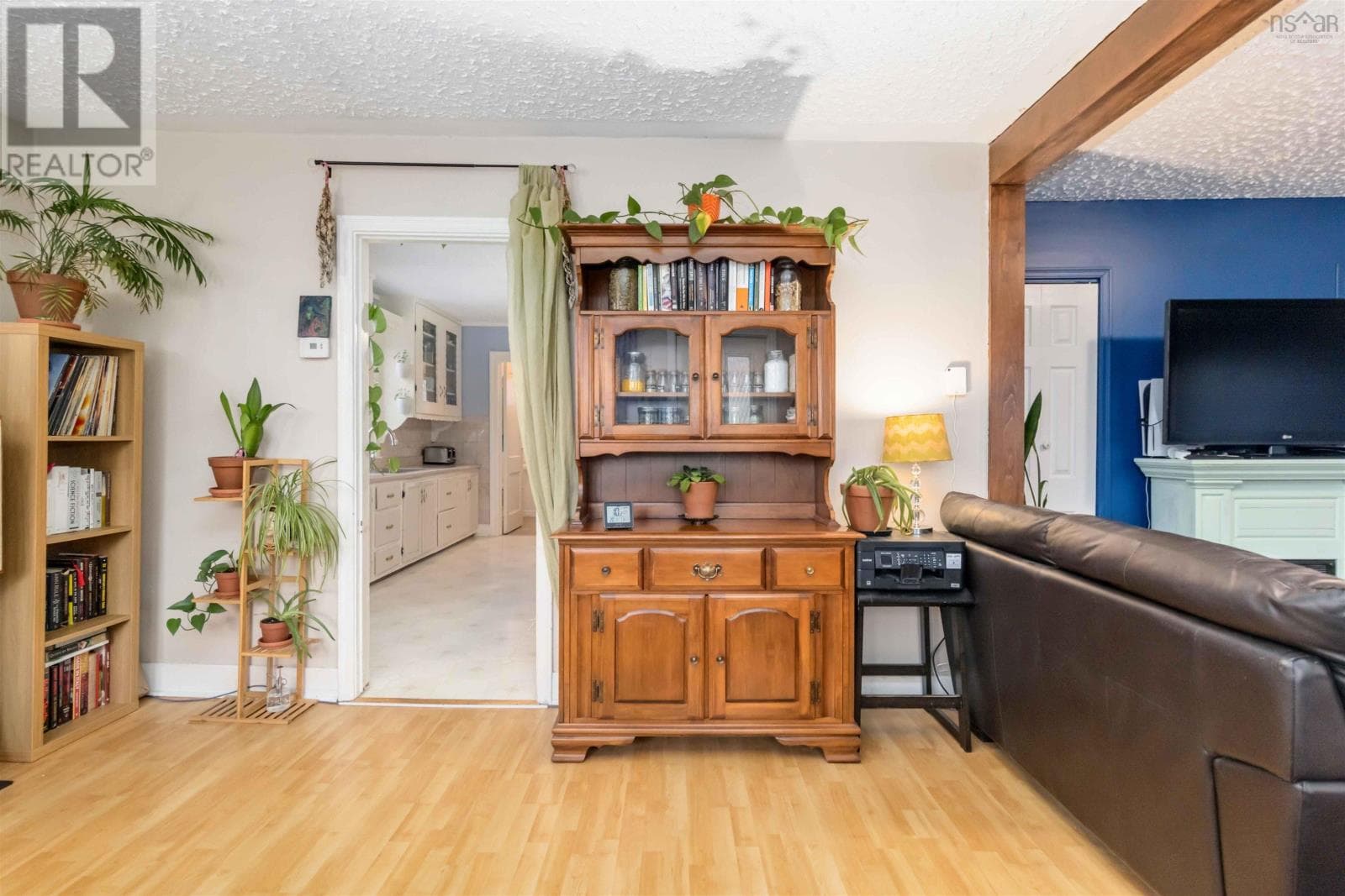 12 ADELAIDE AVENUE — photo 3