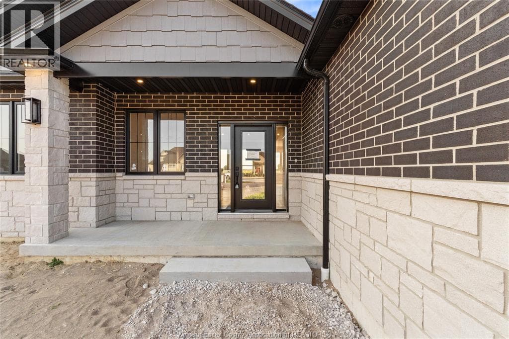 135 VALENCIA DRIVE — photo 4
