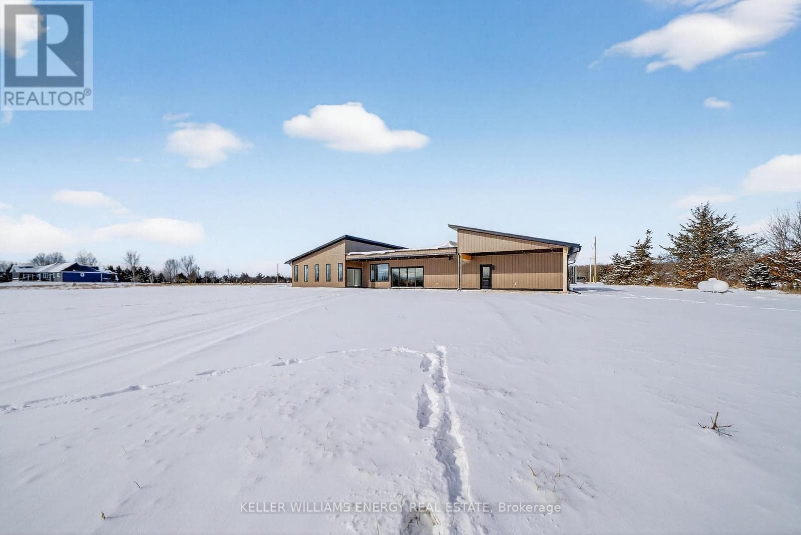 293 KELLY ROAD, Central Lakes — photo 4