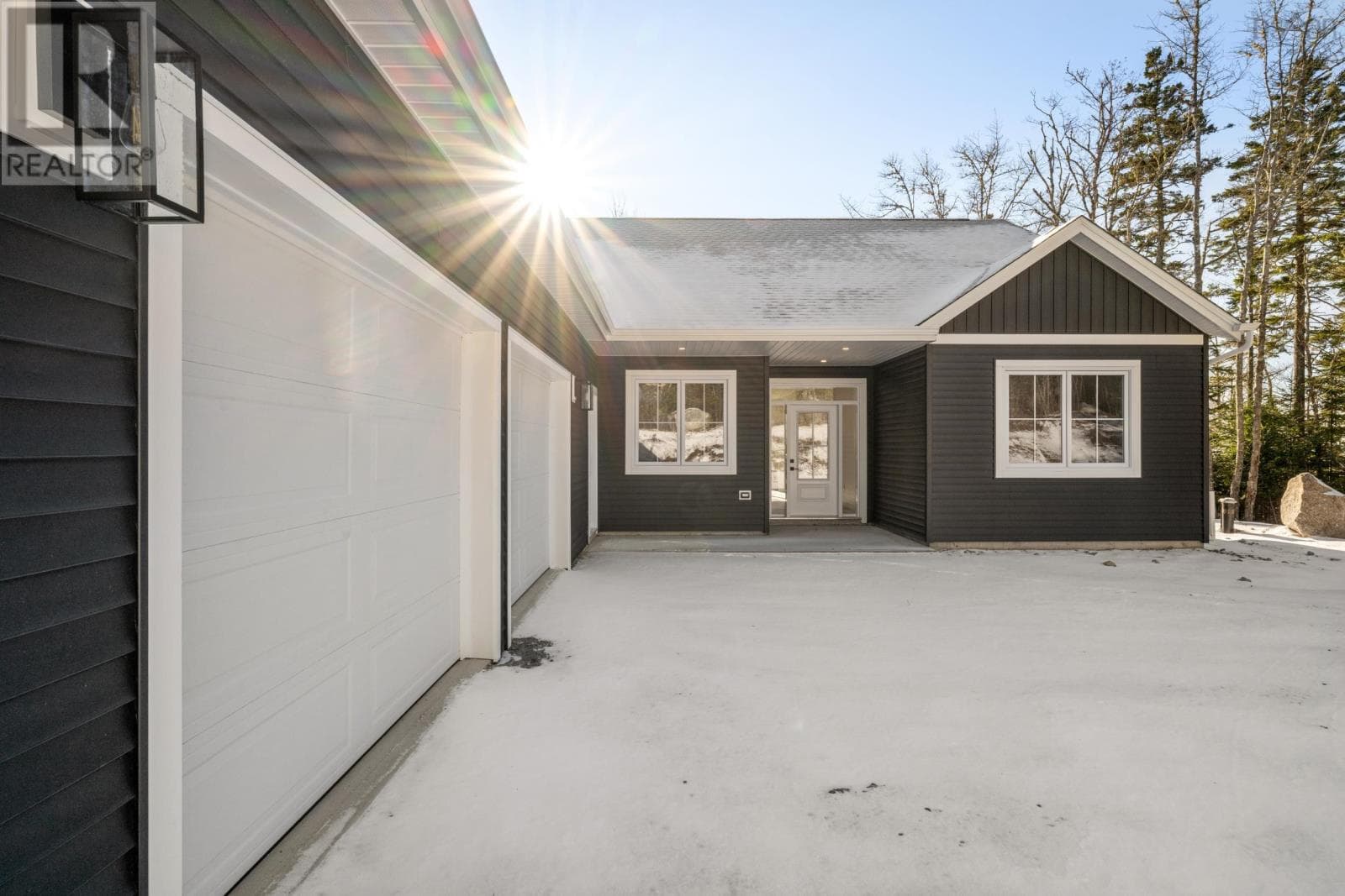 85 HILLSIDE DRIVE — photo 3