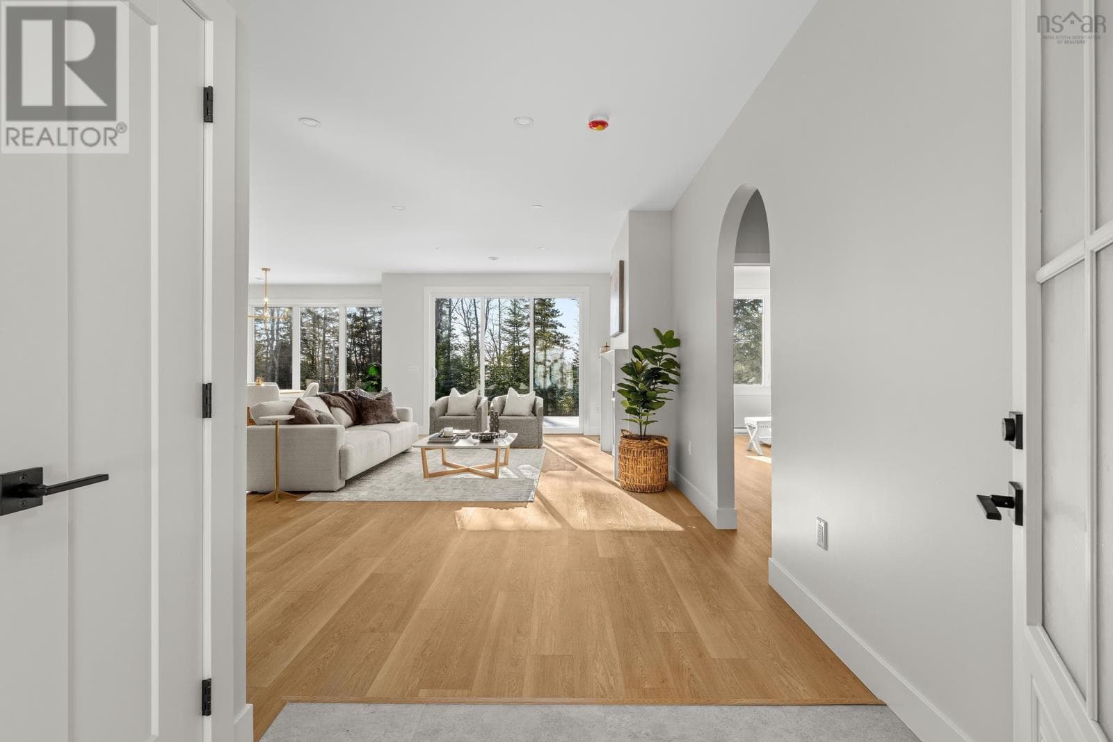 85 HILLSIDE DRIVE — photo 4