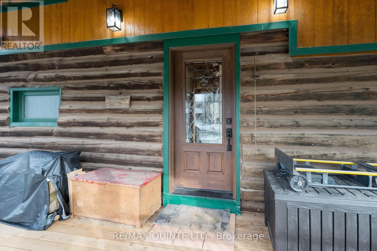 20 THOMPSON ROAD — photo 4
