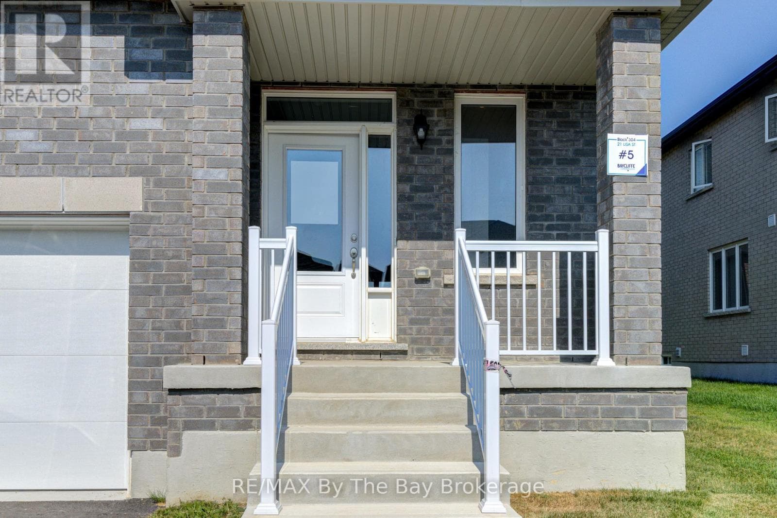 21 LISA STREET — photo 4