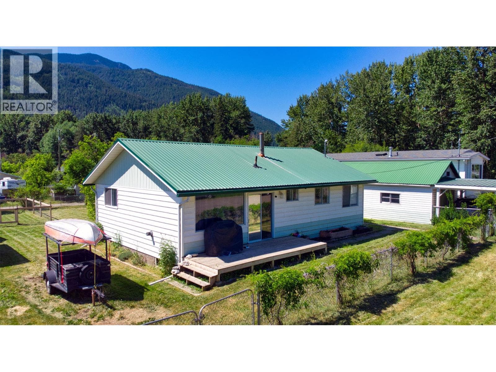 5783 PONDEROSA ROAD, Interior REALTORS® — photo 2