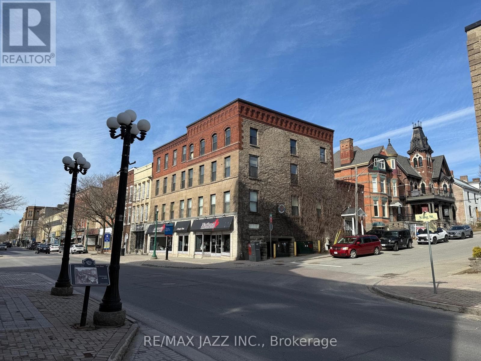2 KING STREET W, Central Lakes — photo 4