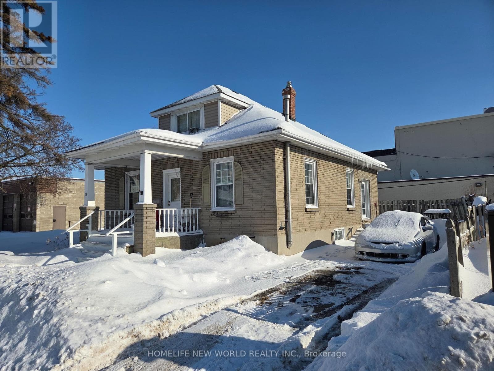 19 FLINDALL STREET, Toronto — photo 2