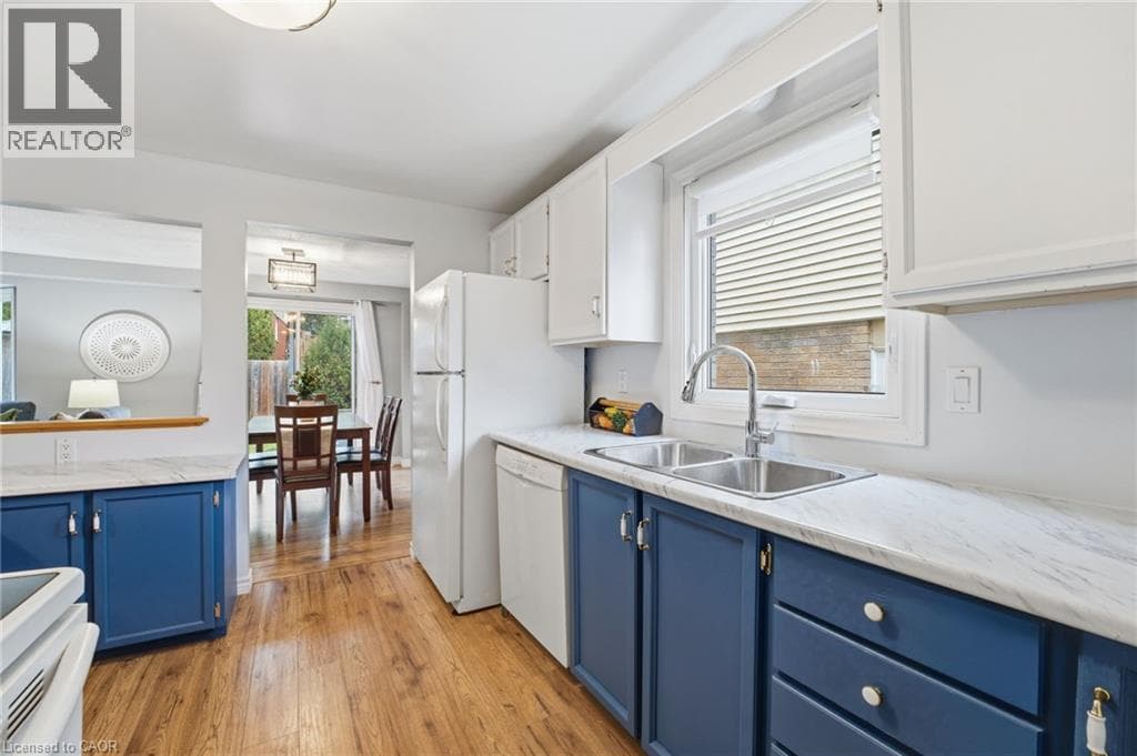 510B ROSEMEADOW CRESCENT — photo 4