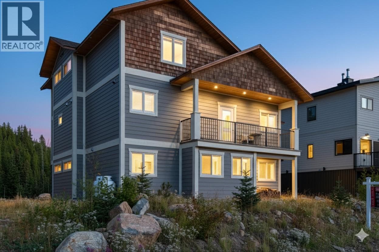 152 CLEARVIEW Crescent in 