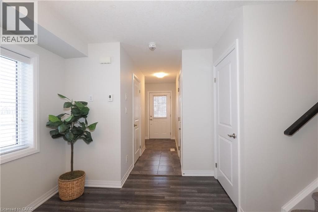181 SOUTH CREEK DRIVE — photo 4