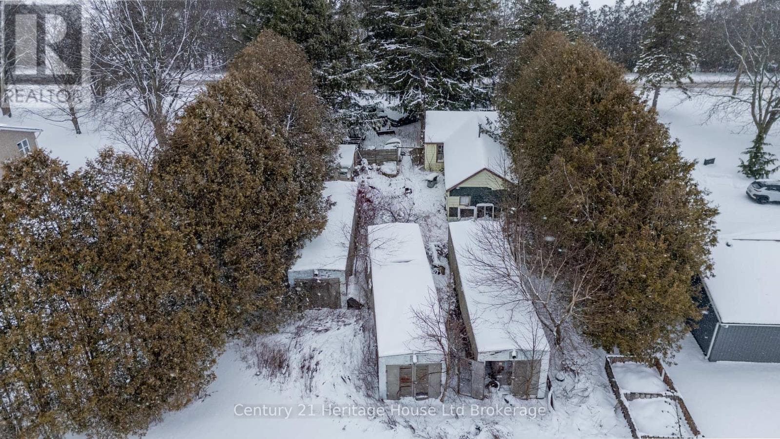 81 BASELINE ROAD — photo 4