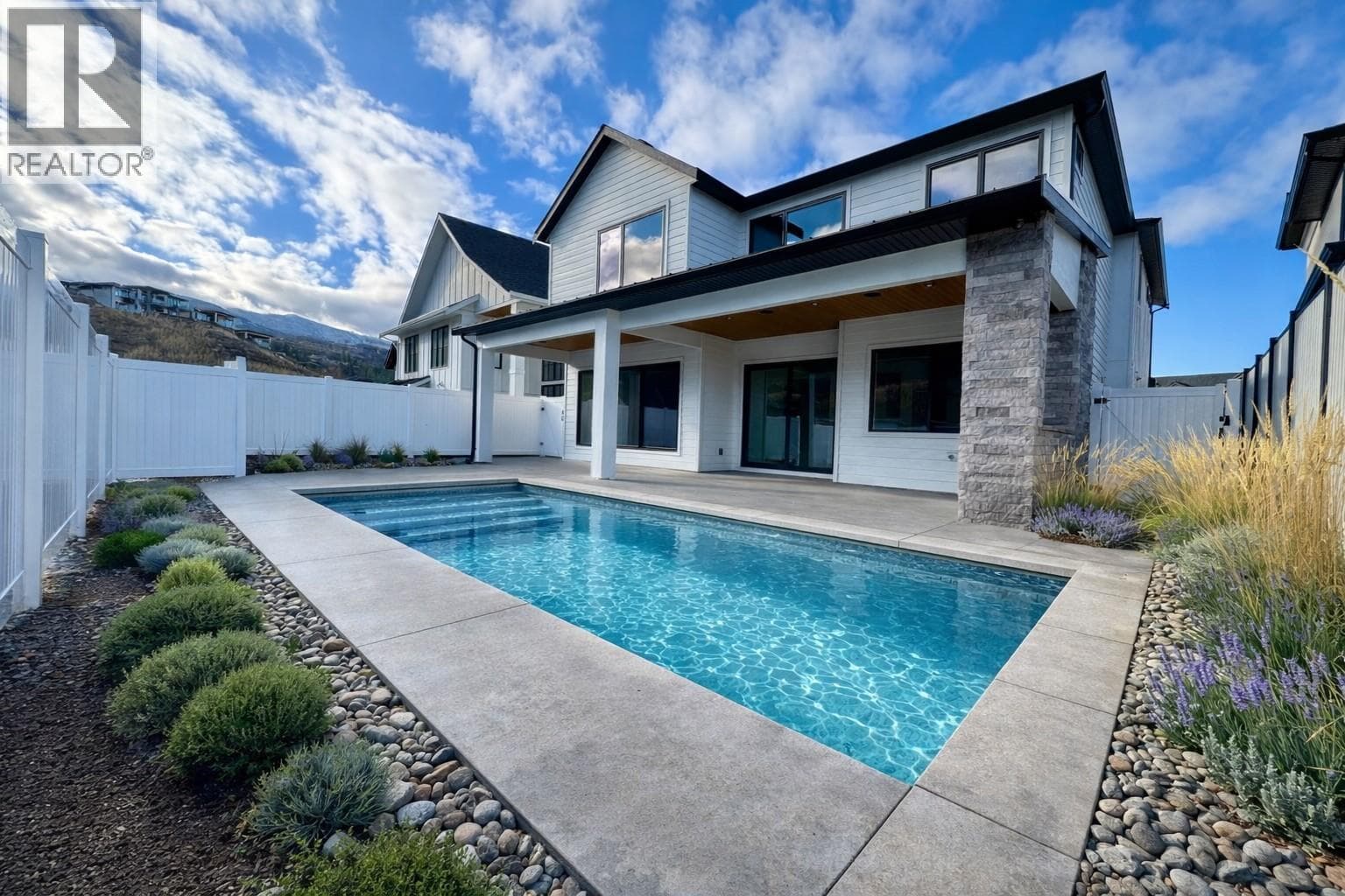 5533 FOOTHILL COURT in Southwest Mission