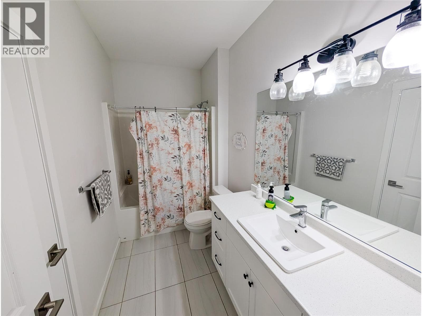 2710 BEACHMOUNT CRESCENT — photo 4
