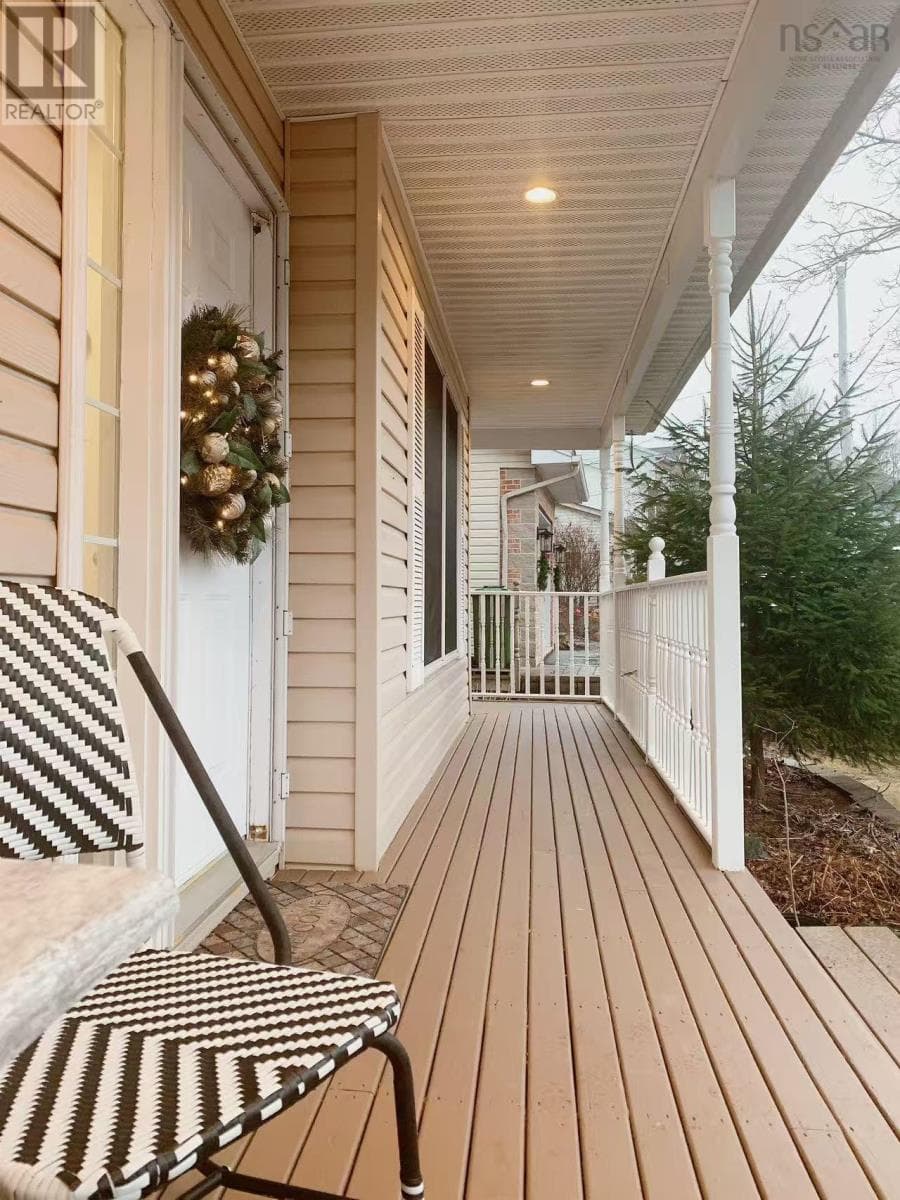 47 NOTTINGHAM STREET — photo 3