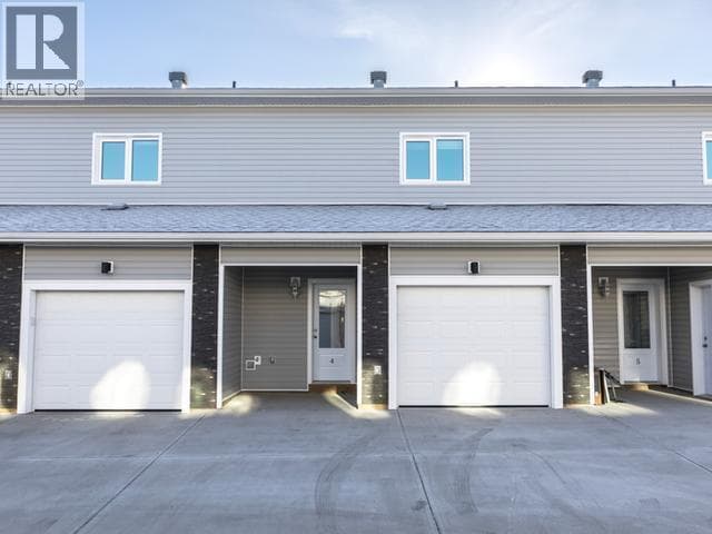 41 WYVERN AVENUE — photo 2