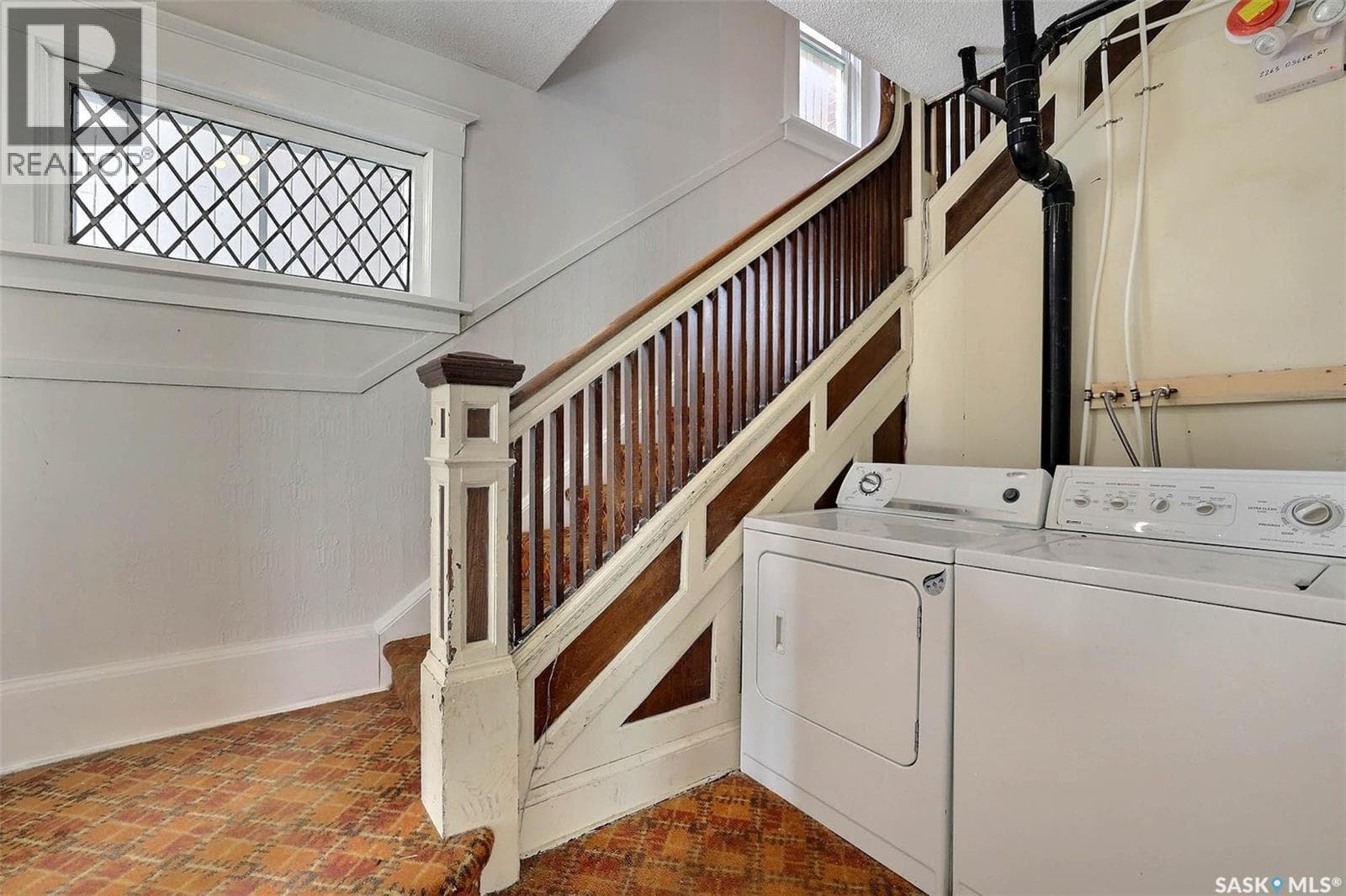 2263 OSLER STREET — photo 3