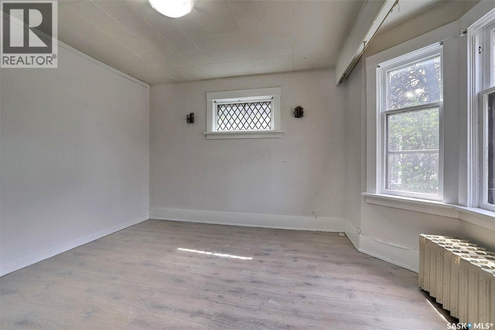 2263 OSLER STREET — photo 5