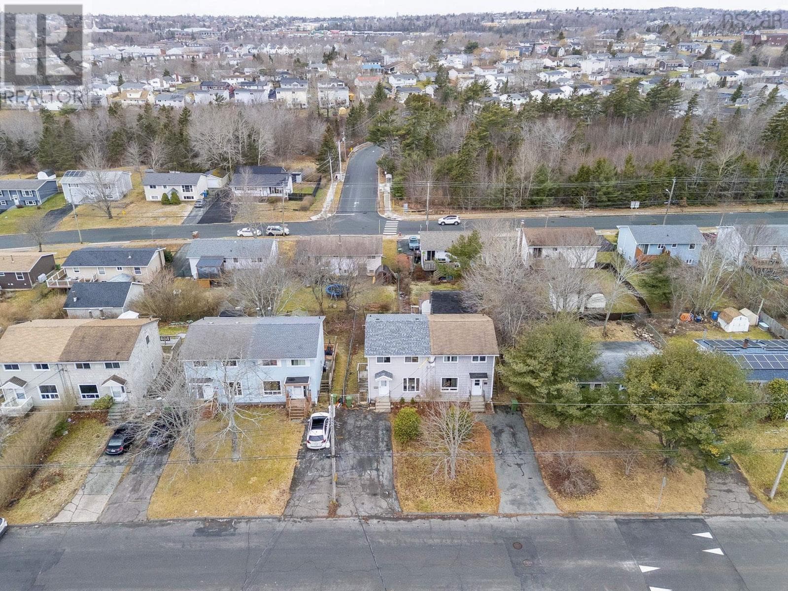 30 COLE DRIVE — photo 4