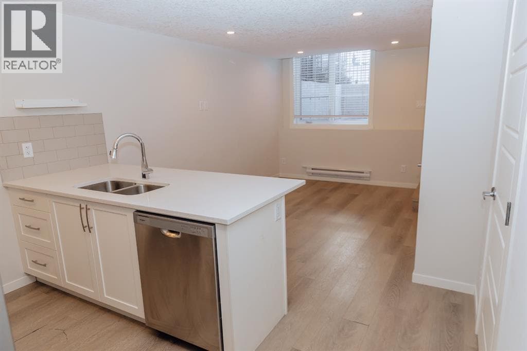 405, 474 Seton Circle — photo 5