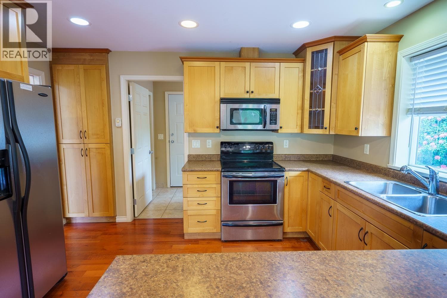 5886 SANDY HOOK ROAD — photo 3