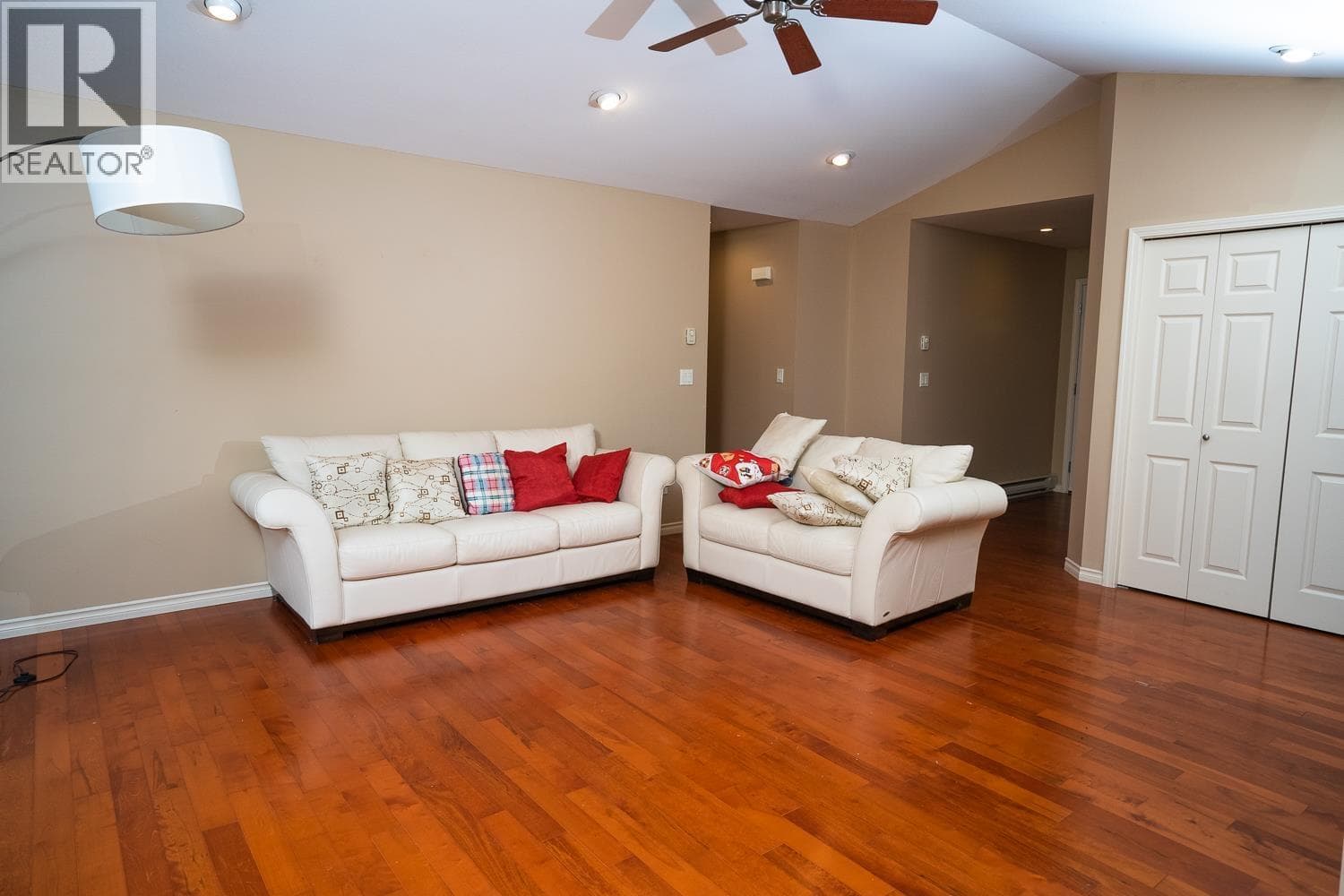5886 SANDY HOOK ROAD — photo 4