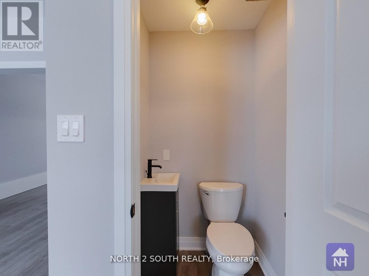 190 STEWART STREET, Toronto — photo 3