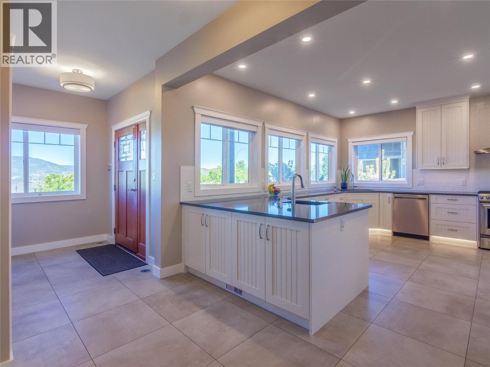 2478 EVERGREEN DRIVE, Interior REALTORS® — photo 4